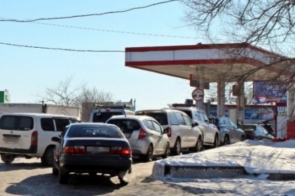 Цены на бензин и дизтопливо планируется сдерживать за счет субсидий на доставку