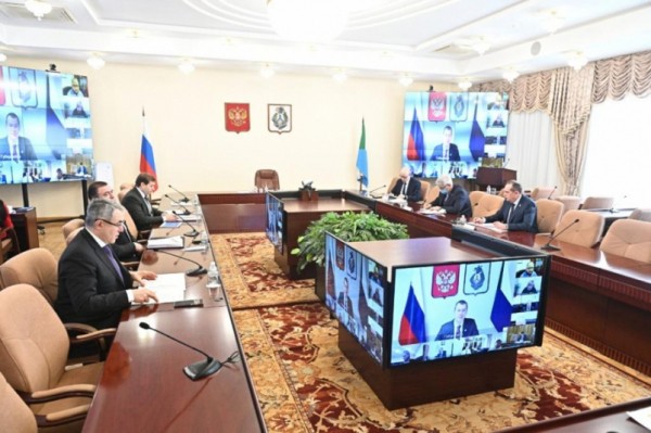 С нерадивыми подрядчиками, тормозящими застройку, будем разрывать контракты - Дегтярев