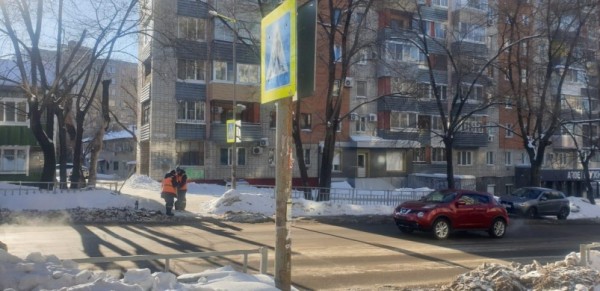 Трое горожан в один день угодили под колеса в нескольких районах Хабаровска