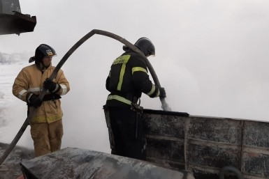 Итоги дня: пожар на корабле, болеем за наших и опять пенсионерка "взяла" не там