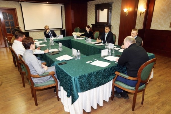 Рестораны без лосося с авокадо и автопарки-доноры - откровения бизнеса на ДВ о санкциях