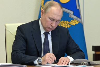 Итоги дня: уход McDonald's, меры поддержки граждан и малотоннажное производство СПГ