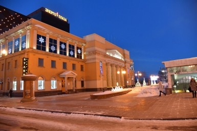 Итоги дня: семья провалилась под лед, сообщение о минировании, не стоит опасаться дефицита