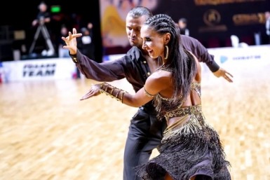 Итоги дня: вторая смена "Общака", подорожавшие авто, приют для собак, наши на ТНТ