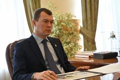 Итоги дня: санкции против Михаила Дегтярева, вещи из 90-х и туры в Фуюань