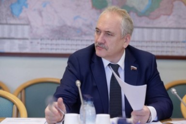 Итоги дня: horror story о бараках, поезд беженцев, блэкаут в Авиагородке и топ кровососов