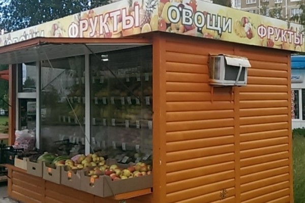 Продуктовый киоск подожгли в Хабаровске