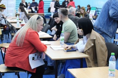 Итоги дня: награды героям, нацпарк спасли от пожара, о яме на Пионерке и прямая линия ВВП