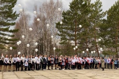 Итоги дня: награды героям, нацпарк спасли от пожара, о яме на Пионерке и прямая линия ВВП