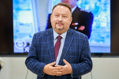 Итоги дня: Алина Загитова в Хабаровске, избили владелицу приюта, сколько стоит счастье Итоги дня: Алина Загитова в Хабаровске, избили владелицу приюта, сколько стоит счастье