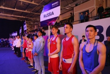 Итоги дня: неисправный трамвай, новый главный, дорогой мусор, ушел из жизни Сергей Ольнев