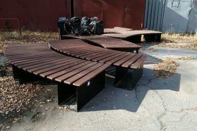 Итоги дня: хищение лавочек, сбил ребенка на самокате и отчим убил девочку