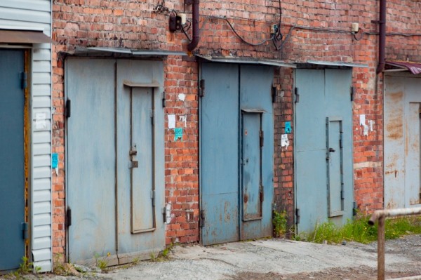 Банду в масках, устроившую разбой в гараже, приговорили к колонии строгого режима