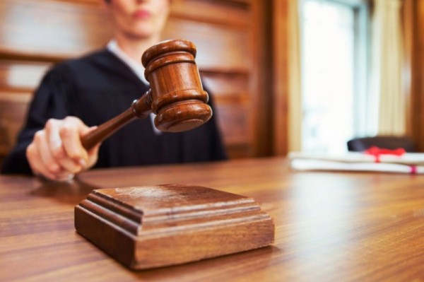 Магаданец затащил незнакомца в подвал, жестоко убил его и сжег тело