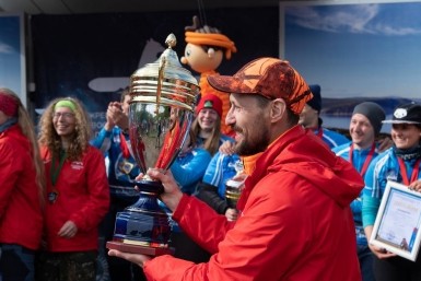 Дёрнуть восьмёрочку: первые дальневосточные соревнования по водному спорту в Магадане