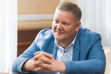 Итоги дня: Маслов о "Золоте Умальты", таксисты просят льгот, ЧС федерального уровня