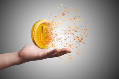 Итоги дня: покорение вулкана, депутатский миллион, "перевертыш" и концерты под окнами