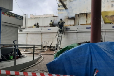 Пожар на Центральном рынке полностью ликвидирован