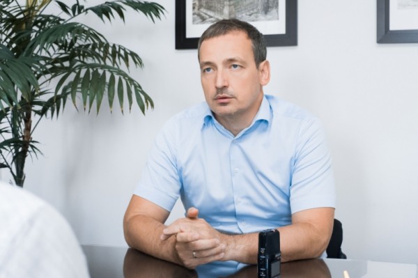 "Двигаемся, скрестив пальцы": Грось о психологии кризиса, digital-маркетинге и банке земли