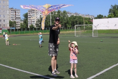 Итоги дня: "царица" с хвостом, новичок в клубе, разговор за 25000 рублей и гибель слесаря