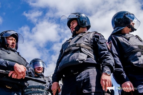 Дерзкое ограбление с помощью игрушки, веревки и скотча совершено на ДВ