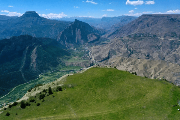 Широка страна моя родная: куда отправиться в отпуск по России?