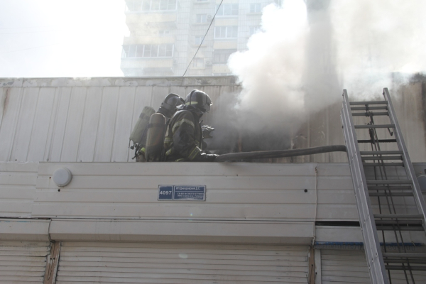 Пожар на Центральном рынке полностью ликвидирован