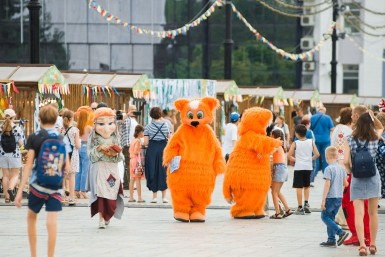 Итоги дня: оставили ребенка в закрытой машине, несколько человек утонули, скандалы в офисе