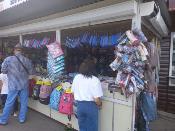 Сборы в школу не влетят в копеечку из-за наплыва отечественных товаров на рынки Хабаровска