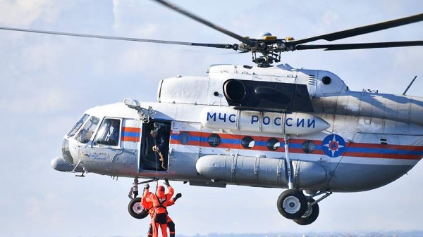 С дрейфующих барж в Хабаровском крае спасли всех людей
