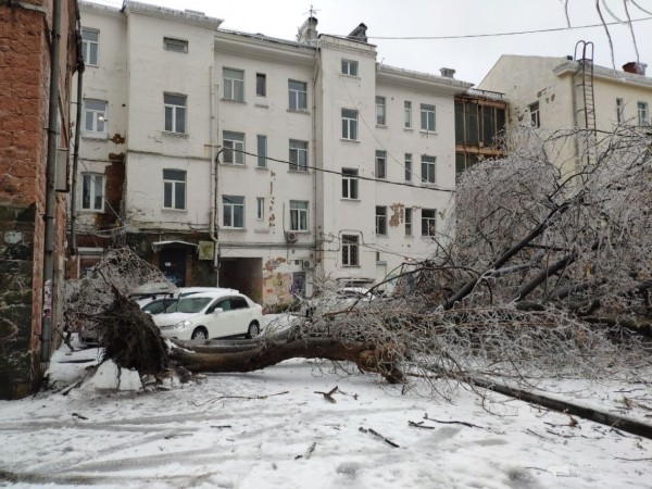 Как 12 мм льда поставили город на колени &mdash; история беспощадной ледяной блокады Владивостока в 2020 году