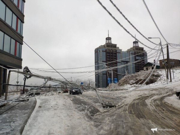 Как 12 мм льда поставили город на колени &mdash; история беспощадной ледяной блокады Владивостока в 2020 году