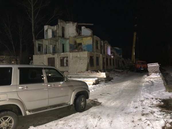 Рабочий погиб при демонтаже здания в Комсомольске-на-Амуре