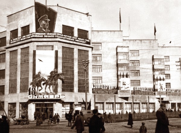 Дом с бородой: Тайна хабаровского дома-коммуны, построенного врагом народа для чекистов