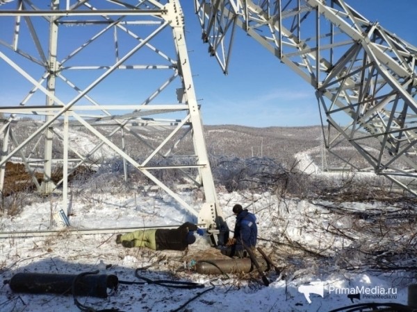 Как 12 мм льда поставили город на колени &mdash; история беспощадной ледяной блокады Владивостока в 2020 году