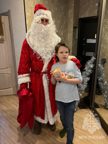 Говорят, под Новый год&hellip;Мечту 13-летнего Миши и из Хабаровска исполнили сотрудники ГУ МЧС