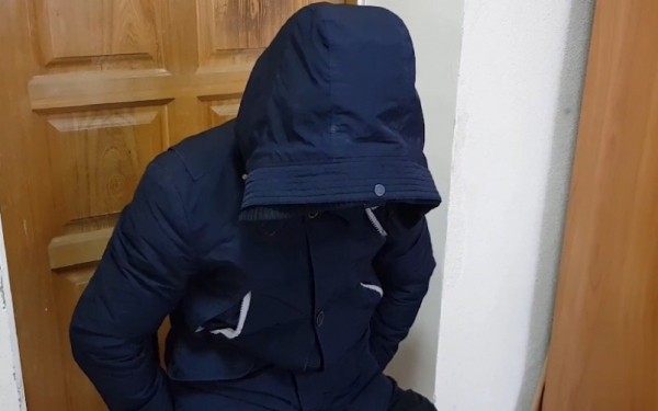 Налетчик с канцелярским ножом ограбил букмекерскую контору в Хабаровске