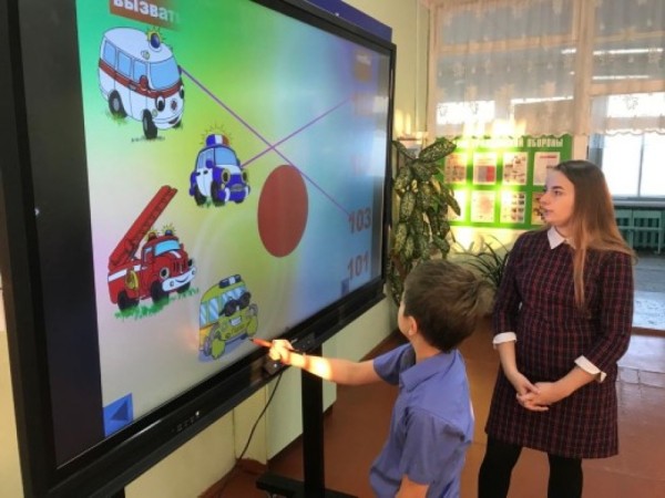 Более 10 тысяч юных жителей Хабаровского края поучаствовали в акции "Я в беду не попаду"