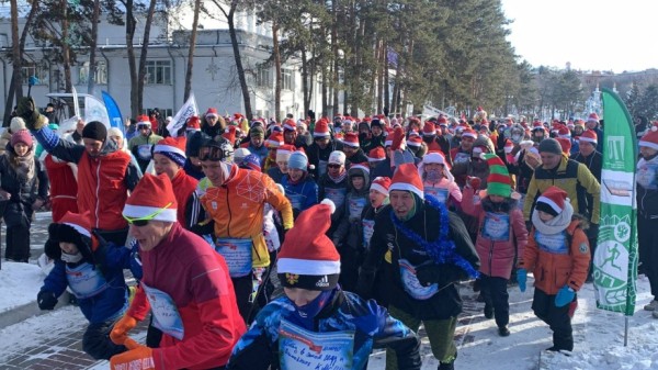 Символические 2023 метра пробежали хабаровчане во время "Забега обещаний"