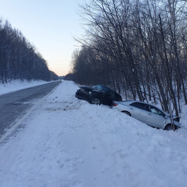 Шесть человек пострадали в ДТП на трассе в Хабаровском крае