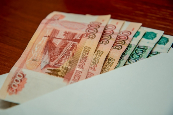 Иностранный гражданин за  взятку полицейскому предстанет перед судом в Комсомольске-на-Амуре