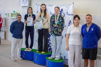 Итоги дня: землетрясение у соседей, мода на здоровье, мосту быть и успехи пловцов Итоги дня: землетрясение у соседей, мода на здоровье, мосту быть и успехи пловцов