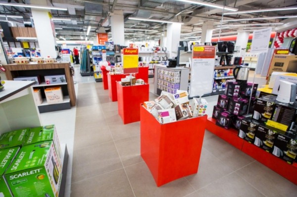 Хабаровчанка украла из магазина техники планшет, который по дешевке продала прохожему