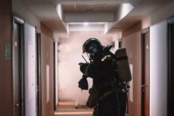 Пожар в салоне красоты произошел в Хабаровске