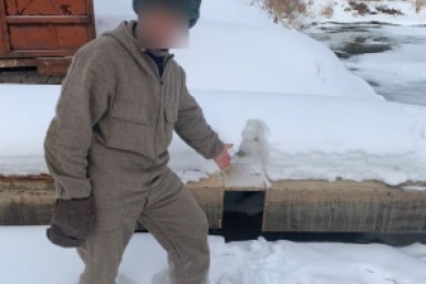 Итоги дня: истории патологоанатома, сгоревший автобус и стояние на гвоздях