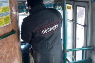 Итоги дня: охотник в шоке, порыв труб, кража надувной куклы и криминальный автосервис