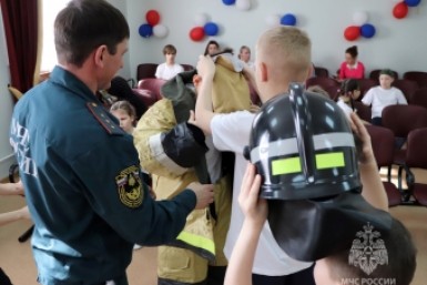 Итоги дня: землетрясение у соседей, мода на здоровье, мосту быть и успехи пловцов Итоги дня: землетрясение у соседей, мода на здоровье, мосту быть и успехи пловцов