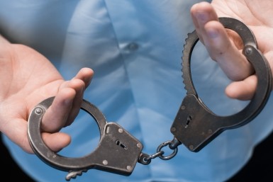 Итоги дня: триумф хоккеистов, погибли в пожаре, "Серебряная корюшка" и подарки на 8 марта