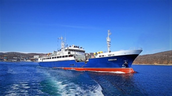 Корабелы Хабаровского края приступили к ходовым испытаниям краболова "Омолон"