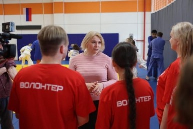 Итоги дня: ждём президента, медаль за храбрость, бесплатная парковка и гендерный скандал